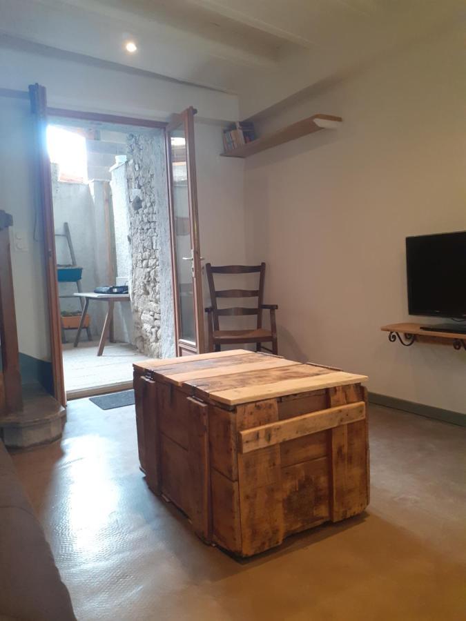 La Maison Des Vendangeurs Villesequelande Buitenkant foto